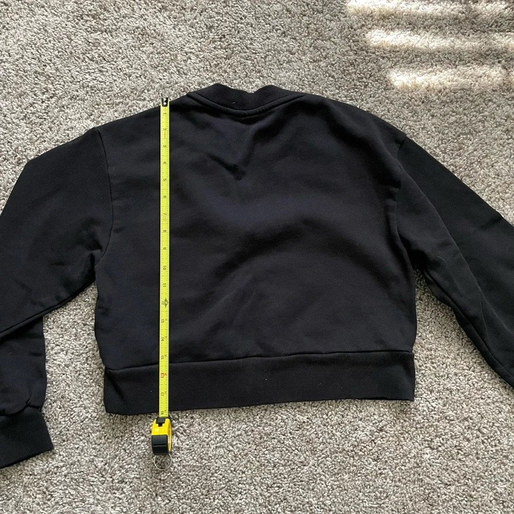 EUC Puma Black Crop Sweatshirt - Picture 3 of 11